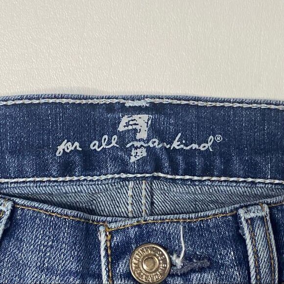 7 for All Mankind | Factory Distressed Dojo Crop Jeans - Picture 3 of 7